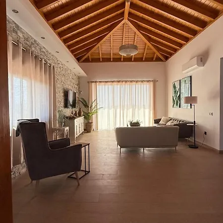 Pink - Blossom Double Private In Barbuja Tefia
